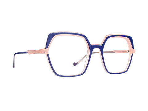 Caroline Abram NINON 909